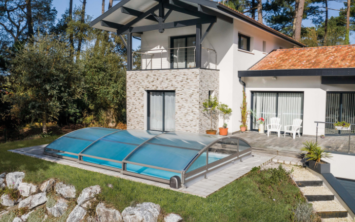 Abridéal L'inventeur de l'abri piscine en 1979